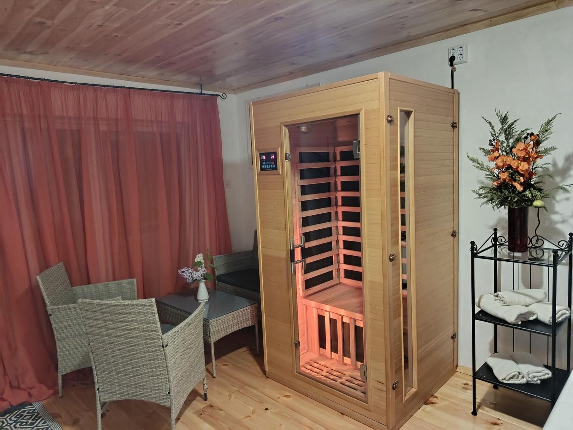 Erzsebet Vendeghaz Es Apartman Hajdúszoboszló Zewnętrze zdjęcie