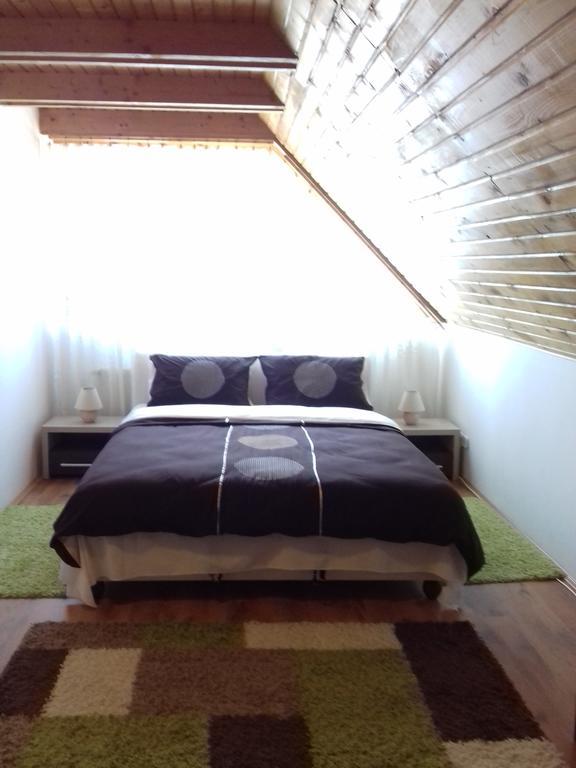 Erzsebet Vendeghaz Es Apartman Hajdúszoboszló Zewnętrze zdjęcie